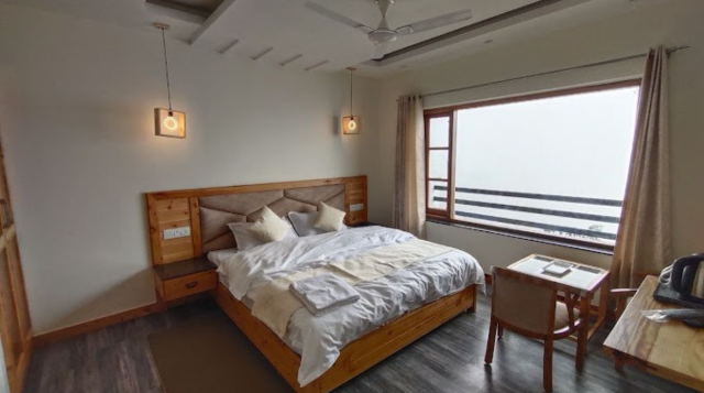 Honeymoon Hotel And Resort In Uttarakhand