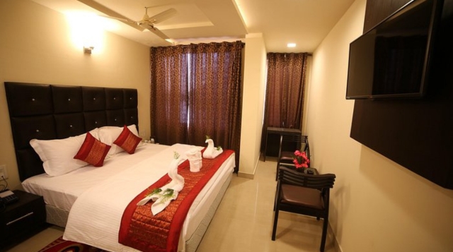 Royal Rosette Hotels in Bhimtal